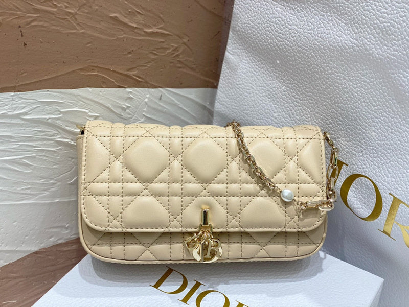 MC-Christian Dior-3945