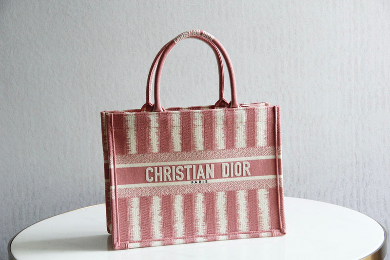 MC-Christian Dior-3956