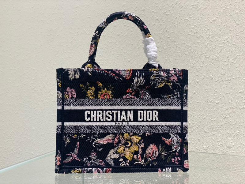 MC-Christian Dior-3968