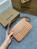 MC-Burberry-590