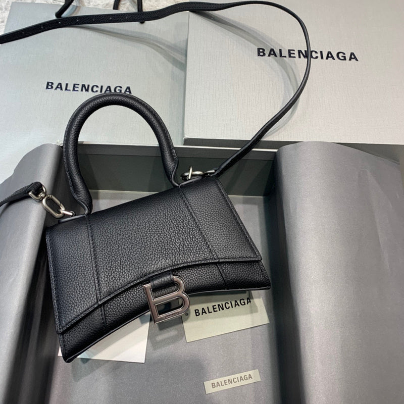 MC-Balenciaga-1711