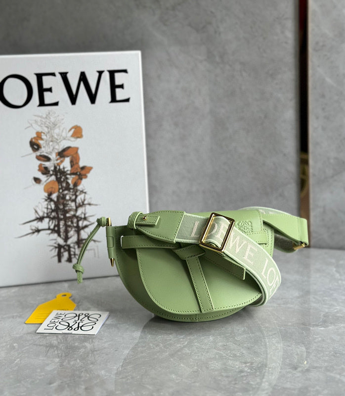 MC-Loewe-1117