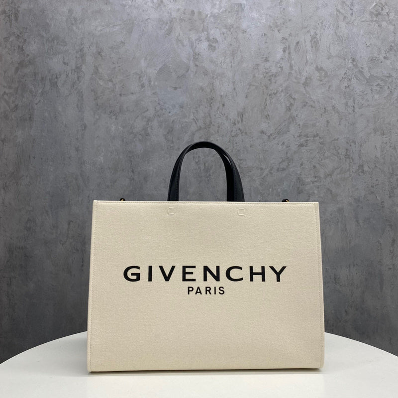 MC-GIVENCHY-577