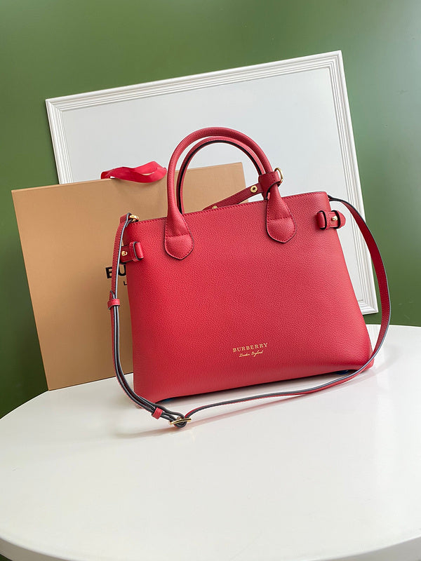 MC-Burberry-596