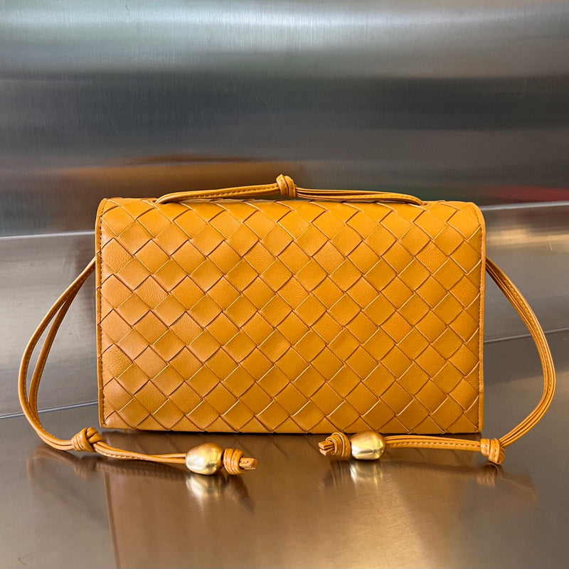 MC-Bottega Veneta-2250