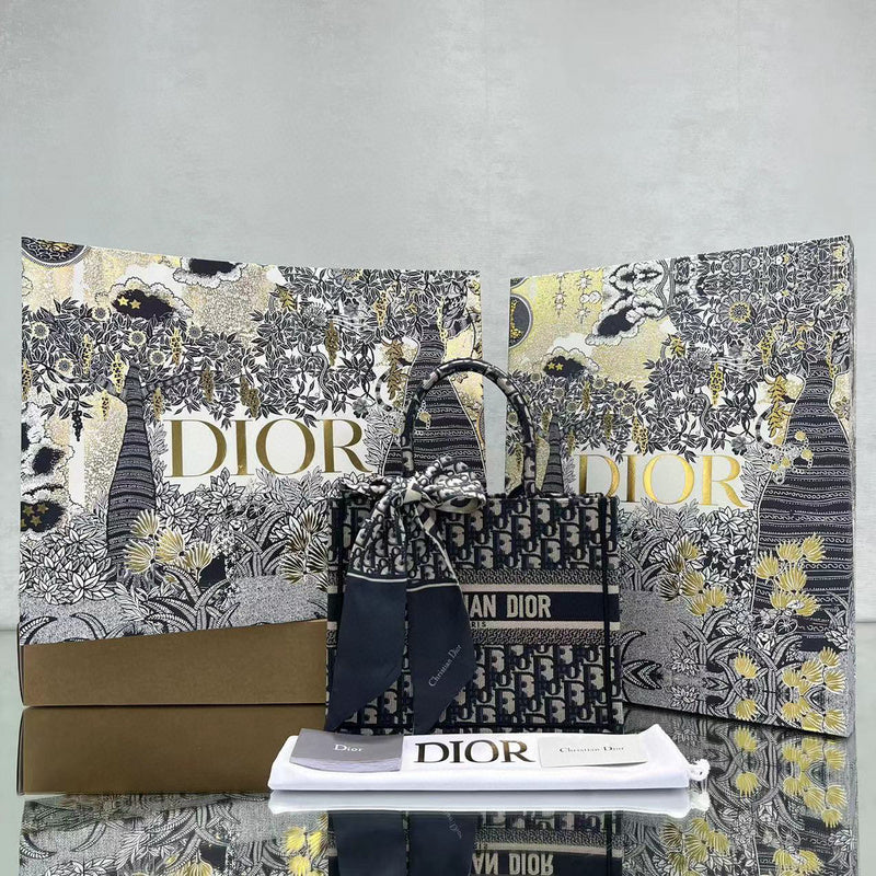 MC-Christian Dior-3996