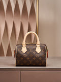 MC-LV-Bags-4368