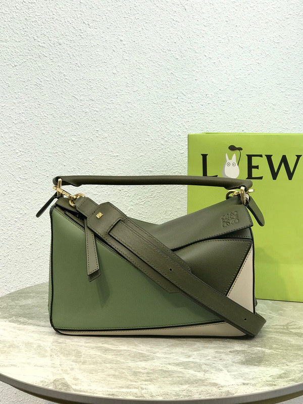MC-Loewe-1121