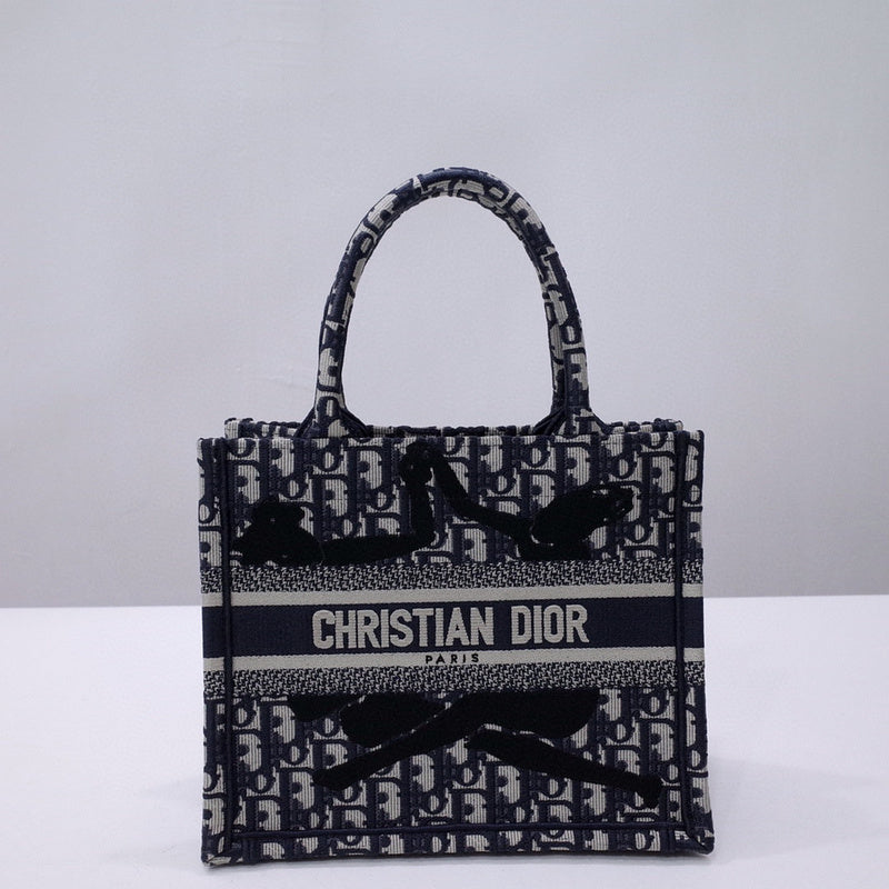 MC-Christian Dior-4006