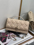 MC-Christian Dior-4010