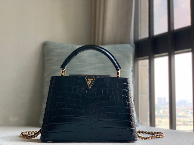 MC-LV-Bags-4379