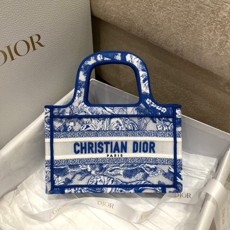 MC-Christian Dior-4015