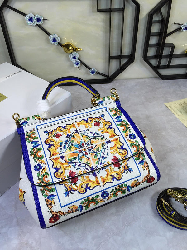 MC-Dolce Gabbana-139