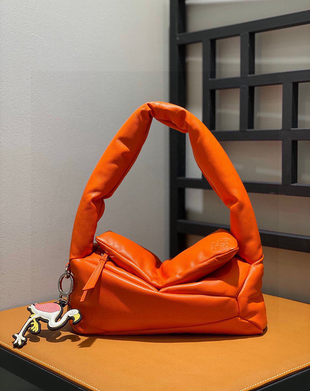 MC-Loewe-1129