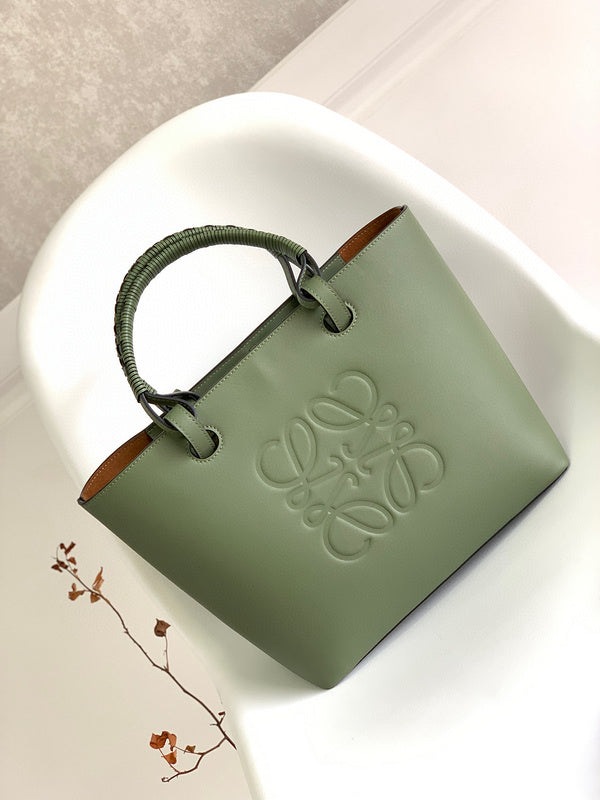 MC-Loewe-1131