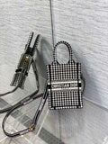 MC-Christian Dior-4025