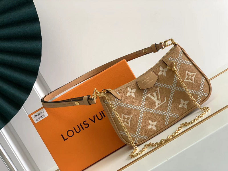 MC-LV-Bags-4398