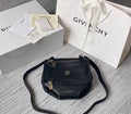 MC-GIVENCHY-584