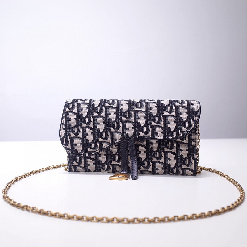 MC-Christian Dior-4034