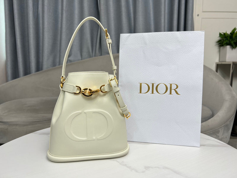 MC-Christian Dior-4037