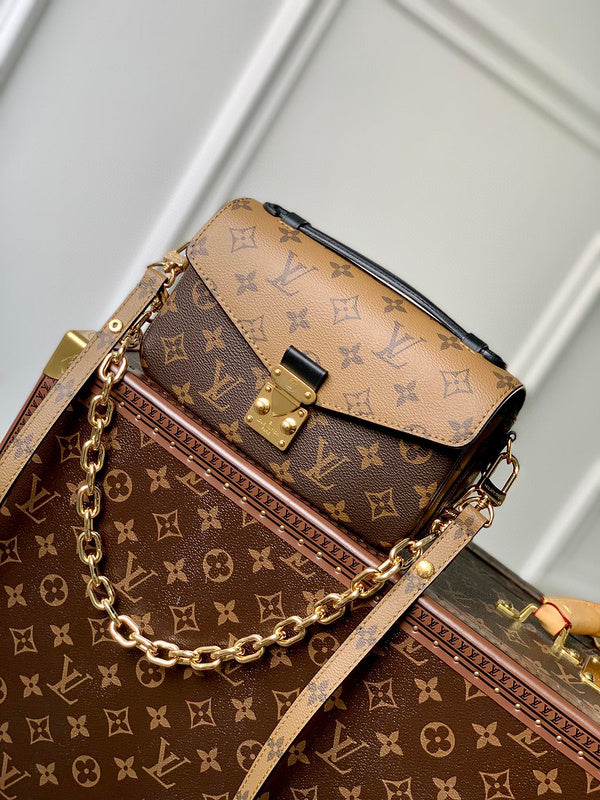 MC-LV-Bags-4441
