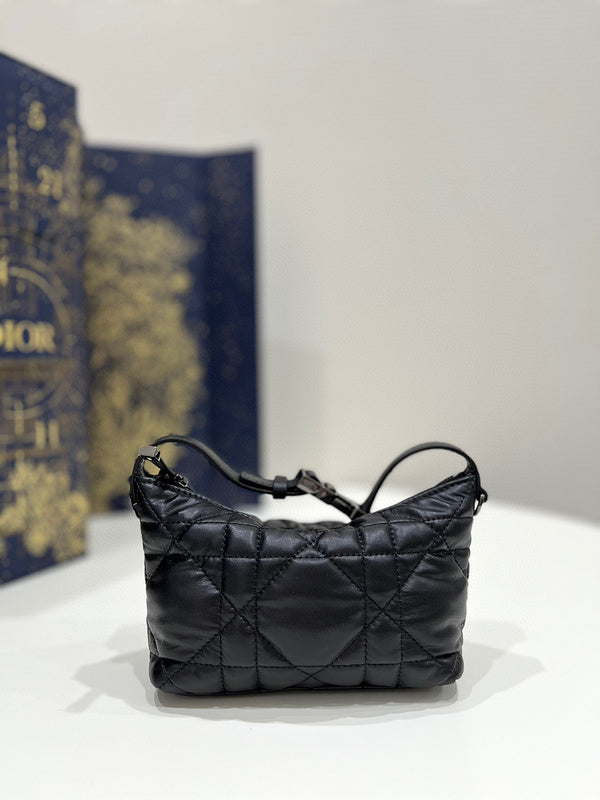 MC-Christian Dior-4058