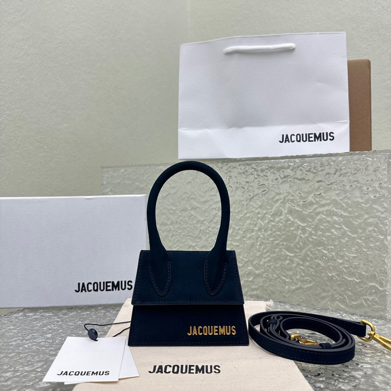 MC-JACQUEMUS-327