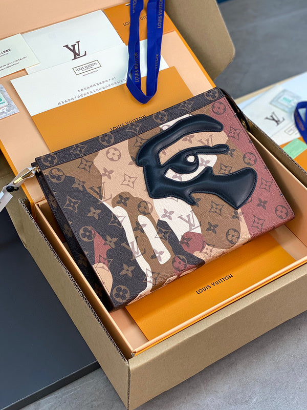 MC-LV-Bags-4443