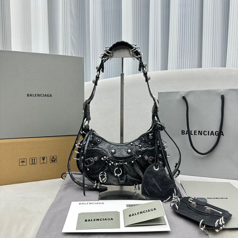 MC-Balenciaga-1749