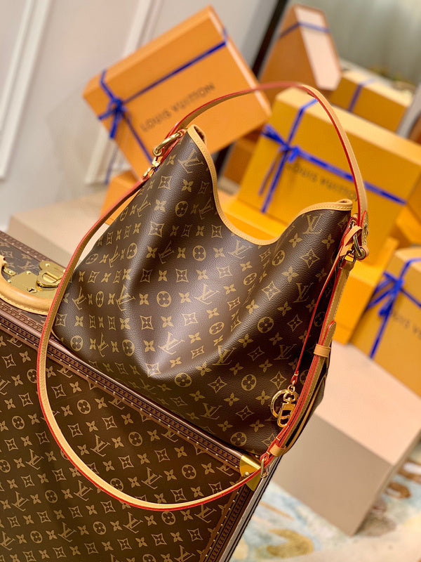 MC-LV-Bags-4457