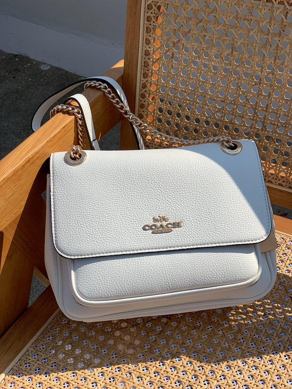 MC-Coach-358