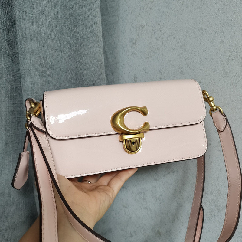 MC-Coach-359