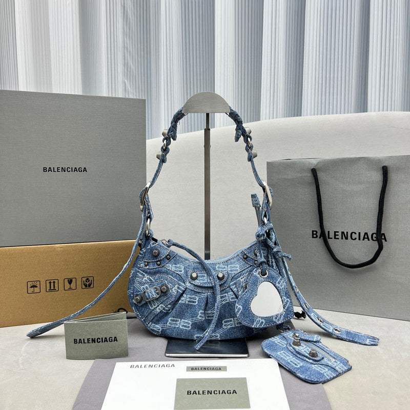 MC-Balenciaga-1758