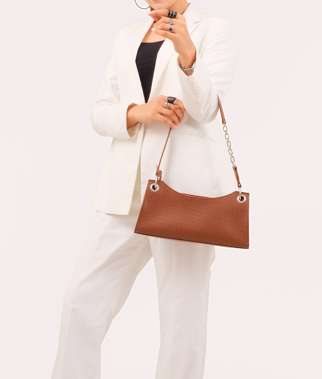 Z.B - Brown weaved elongated chain handle purse