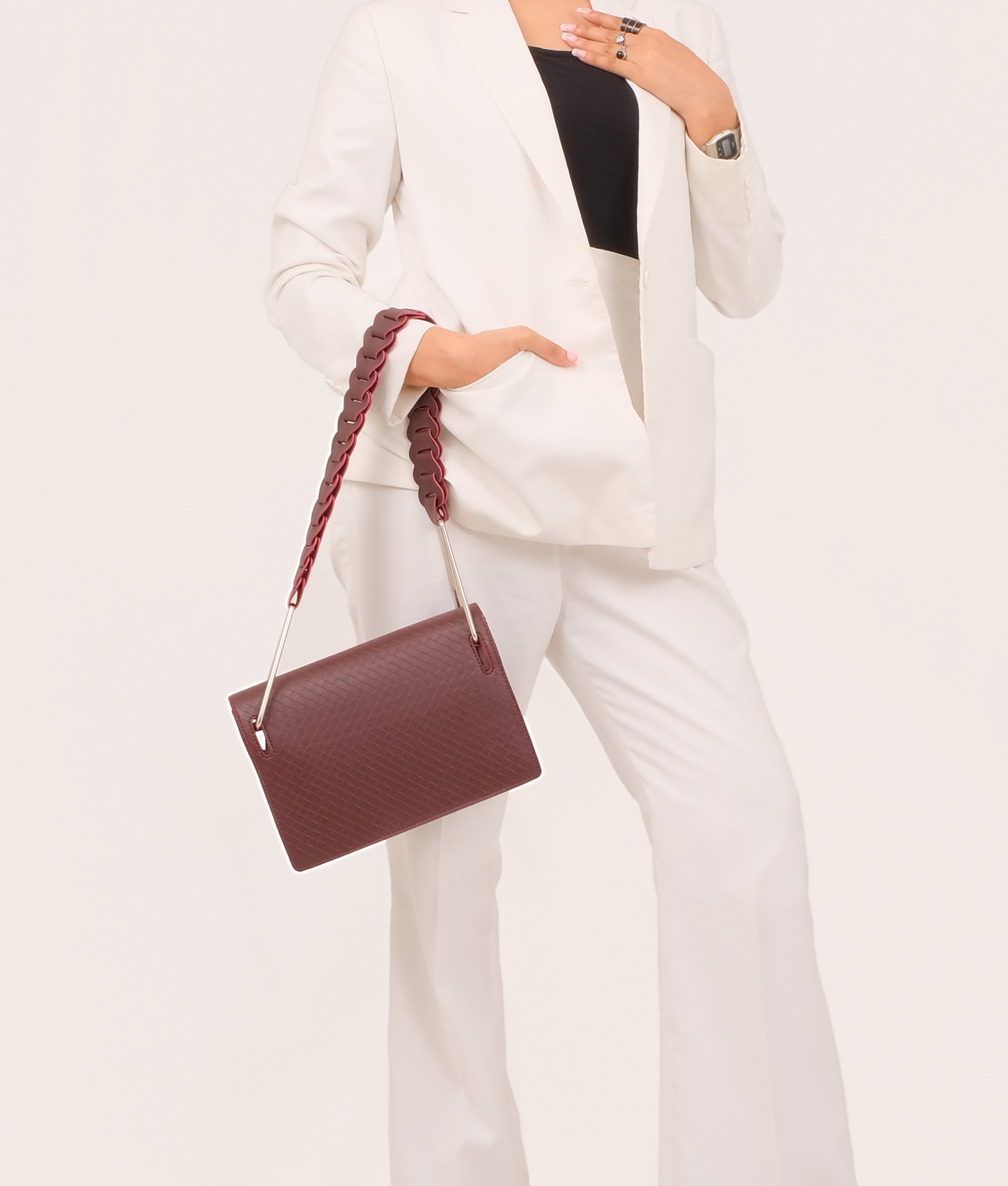 Z.B - Burgundy loop strap shoulder bag