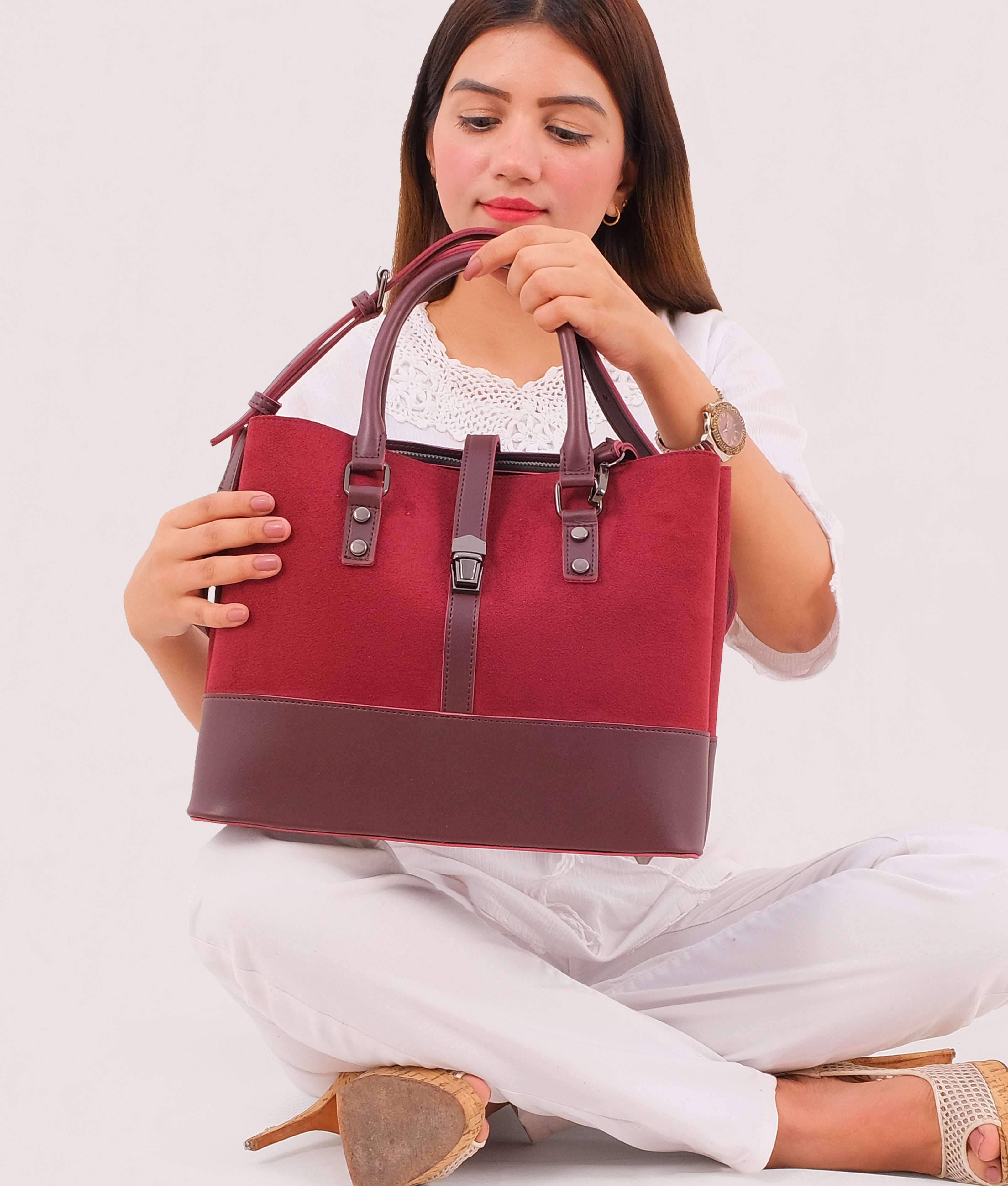 Z.B - Burgundy suede multi-compartment shoulder bag