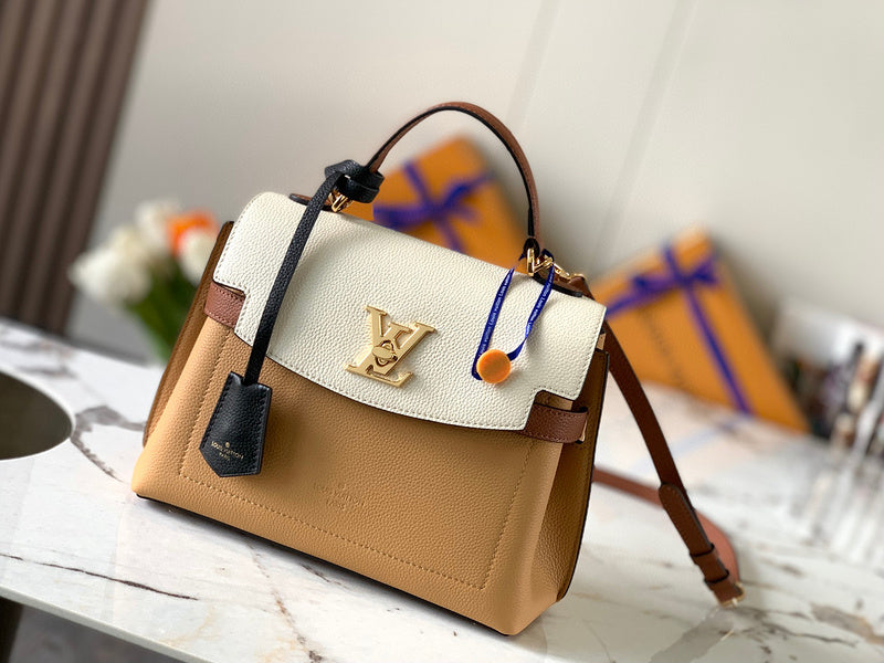 MC-LV-Bags-4463
