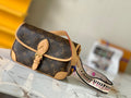 MC-LV-Bags-4466