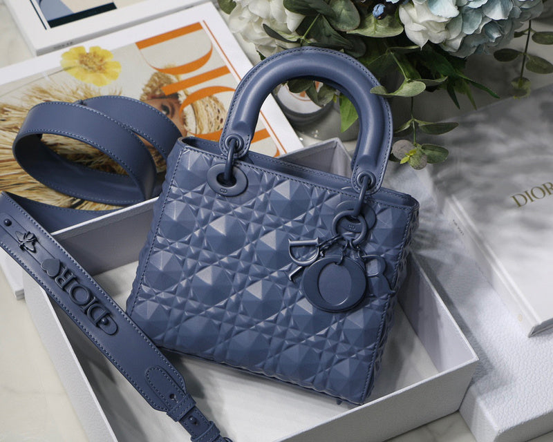 MC-Christian Dior-4092