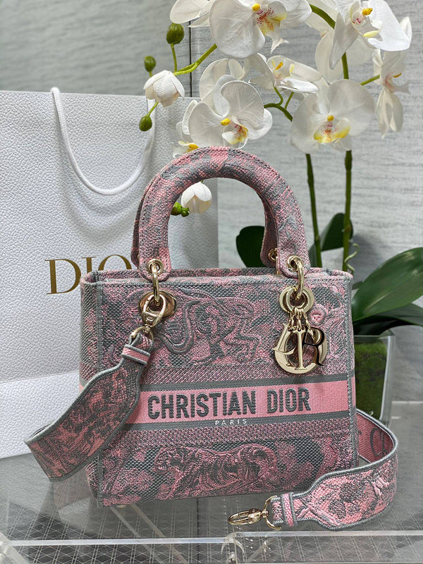 MC-Christian Dior-4101
