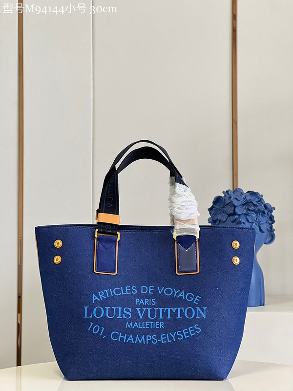 MC-LV-Bags-4485
