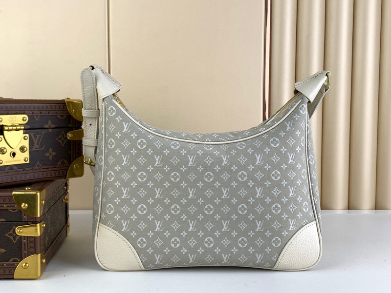 MC-LV-Bags-4502