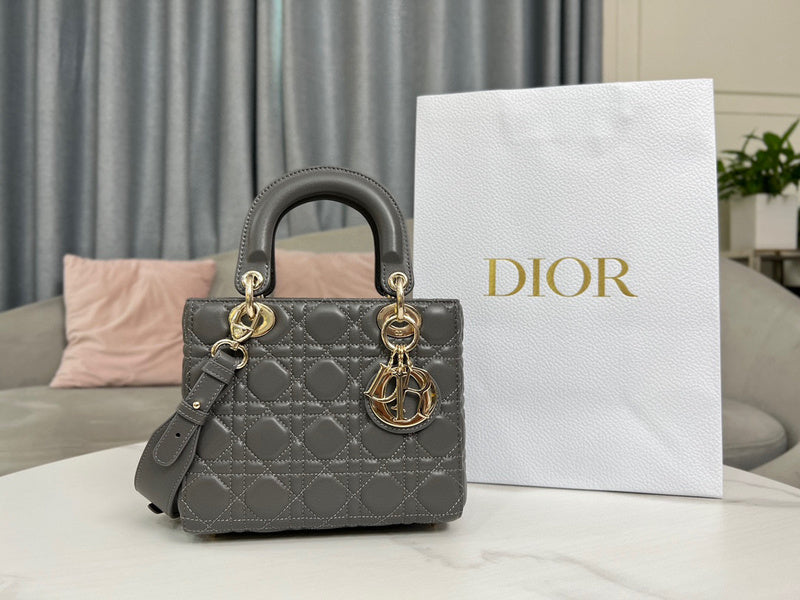 MC-Christian Dior-4120
