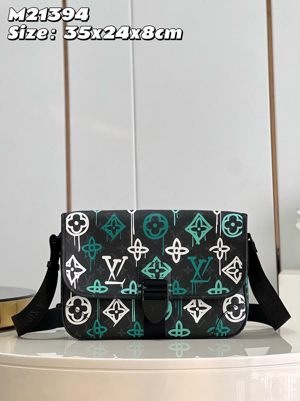 MC-LV-Bags-4506