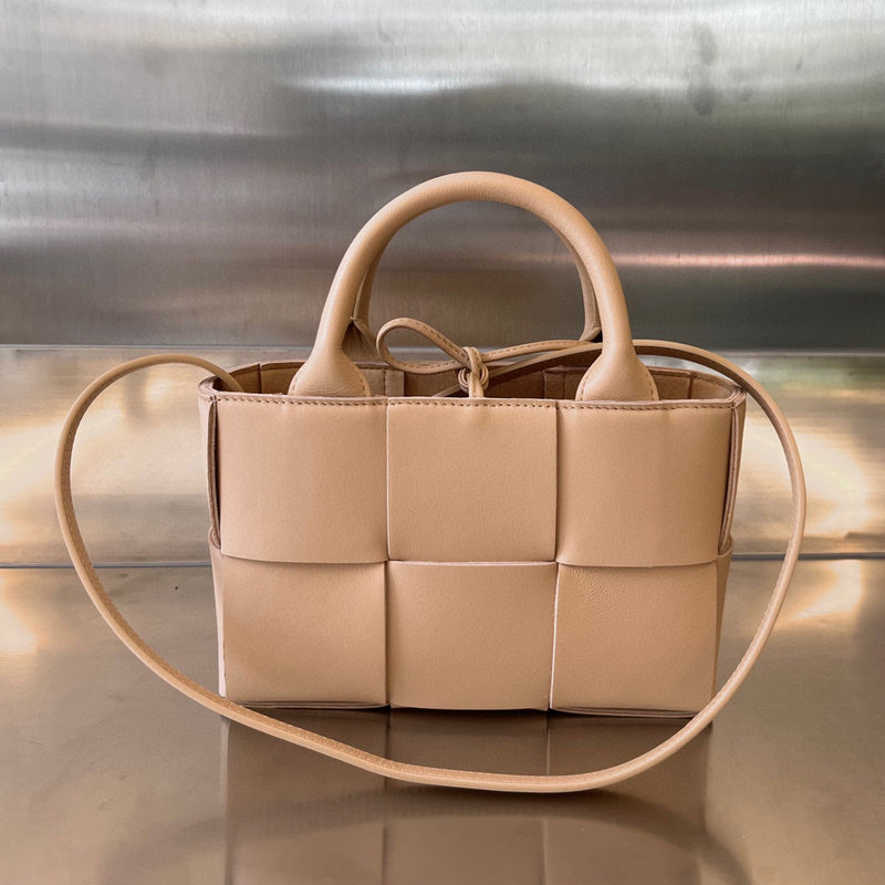 MC-Bottega Veneta-2328