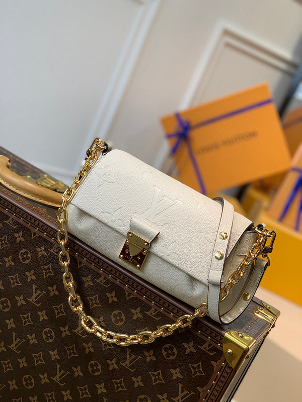 MC-LV-Bags-4523