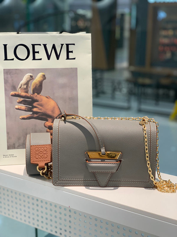MC-Loewe-1174
