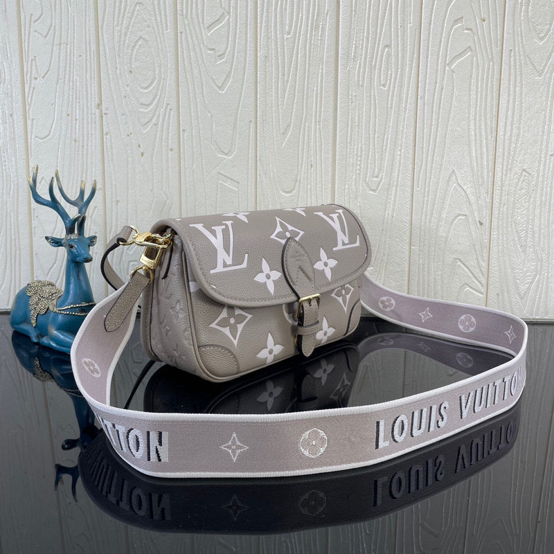 MC-LV-Bags-4530