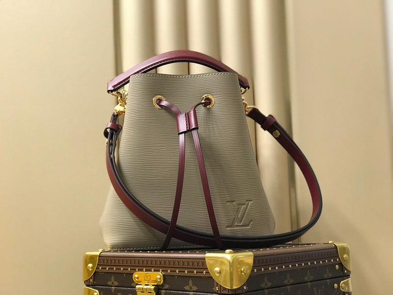 MC-LV-Bags-4535