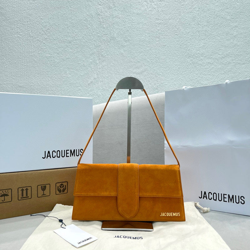 MC-JACQUEMUS-335